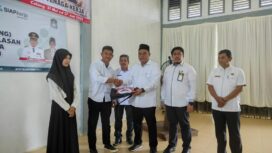 Sekretaris Daerah (Sekda) Aceh Jaya, T Reza Fahlevi membuka acara pelatihan pengelasan dan pelatihan tata busana berbasis vokasi dan kompetensi di Aula Dinas Tenaga Kerja (Transnaker) Aceh Jaya, Rabu (31/052023) (Foto/Ist)