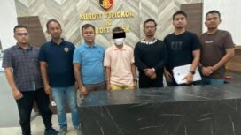 Tiktoker Abu Laot saat berada di Polda Aceh, Sabtu (7/10/2023) (Foto untuk AJP)