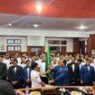 Penyerahan Petaka oleh Ketua Asosiasi Provinsi Aceh, M. Nazir Adam kepada Ketua Askab PSSI Aceh Jaya yang T. Reza Fahlevi usai dilantik, Rabu (8/11/2023) (Foto untuk AJP)