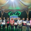 Kelompok Sadar Wisata menerima Cipta Award 2023 pada acara Camping Raya Jambore yang berlangsung di pantai Ajay Gelumpang Raya, Desa Lhok Gelumpang, Kecamatan Setia Bakti, kabupaten setempat, Sabtu (9/12/2023) (Foto untuk AJP)