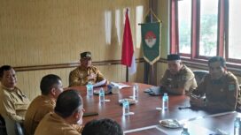 Pj Bupati Aceh Jaya Dr. A. Murtala melakukan kunjungan kerja dan silaturahmi ke Dinas PUPR kabupaten setempat, Selasa (09/01/2024) (Foto untuk AJP)