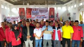 Tim Kampanye Daerah (TKD) Pemenangan TKD Prabowo – Gibran melakukan konsolidasi dan deklarasi pemenangan Calon Presiden dan Calon Wakil Presiden nomor urut 02 pada Pemilihan Umum (Pemilu) 2024 berlangsung di Aula Kantor Dewan Pimpinan Wilayah Partai Aceh (DPW PA) Kabupaten Aceh Jaya, Minggu (28/1/2024) (Foto/AJP)