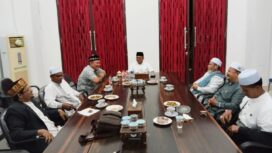 Pengurus Wilayah Himpunan Ulama Dayah Aceh (PW HUDA) Aceh Jaya bersilaturahmi dengan Penjabat (Pj) Bupati Aceh Jaya, Dr. A. Murtala di Pendopo Bupati Aceh Jaya, Senin (15/01/2024) (Foto untuk AJP)