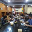Pj. Bupati Aceh Jaya Pimpin Rapat Koordinasi Perlindungan Jaminan Sosial Ketenagakerjaan bagi Pekerja Rentan, Kamis (7/3/2024) (Foto untuk AJP)

