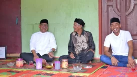 Pj. Bupati Aceh Jaya, Dr. A. Murtala, M.Si., melakukan kunjungan silaturahmi ke sejumlah Dayah di Kabupaten Aceh Jaya, Kamis, (11/4/2024) (Foto untuk AJP)