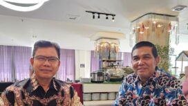 Bakal Calon Bupati Aceh Jaya, Mustafa Ibrahim (kiri) dan Hanasri (Foto/Ist)