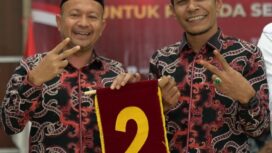 Pasangan Calon Bupati dan Wakil Bupati Aceh Jaya nomor urut 2, Safwandi-Muslem D saat penarikan nomor urut (Foto: Media Canter Salem)
