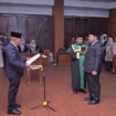 Penjabat (Pj) Bupati Aceh Jaya, Dr. A. Murtala, M.Si., secara resmi melantik Juanda, S.Pd.I., M.Pd. sebagai Penjabat (Pj) Sekretaris Daerah (Sekda) Kabupaten Aceh Jaya. Pelantikan berlangsung di Aula Lantai III Sekretariat Daerah Kabupaten Aceh Jaya pada Kamis, 13 Februari 2025 (Foto/Ist)