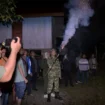 Bupati Aceh Jaya, Safwandi, S.Sos melakukan kunjungan langsung ke Desa Buket Keumuneng, Kecamatan Pasie Raya. Kunjungan itu dilakukan untuk meninjau rumah warga yang rusak akibat gangguan gajah liar, Sabtu (12/04/2025) (Foto/Ist)