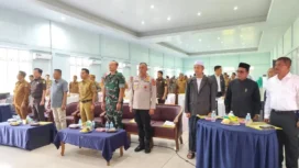 Wakil Bupati Aceh Jaya, Muslem D, SE membuka secara resmi kegiatan Konsultasi Publik Rancangan Awal RPJMK Kabupaten Aceh Jaya Tahun 2025-2029 dan RKPK Aceh Jaya Tahun 2026 yang berlangsung di Aula DPMPKB daerah setempat, Senin (14/4/2025) (Foto/Ist)