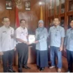 Pemerintah Kabupaten Aceh Jaya menyambut kunjungan dari Radio Republik Indonesia (RRI) Meulaboh untuk membahas rencana pendirian stasiun relay siaran RRI di Aceh Jaya, Rabu (08/01/2025) (Foto/Ist)