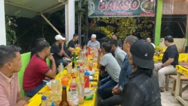 Bupati Aceh Jaya, Safwandi dan Wakil Bupati Aceh Jaya, Muslem D bersama wartawan, Selasa (22/42025) (Foto/Ist)