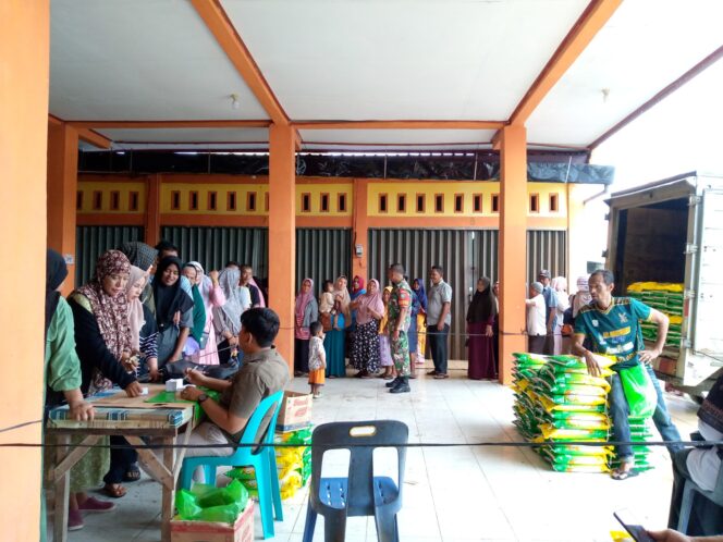 
 Pemkab Aceh Jaya Gelar Pasar Murah di Teunom