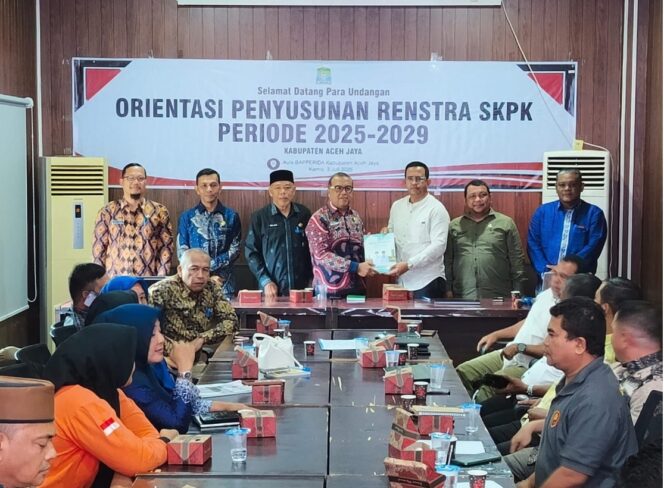 
 Badan Perencanaan Pembangunan, Riset dan Inovasi Daerah (Bapperida) Aceh Jaya menggelar kegiatan orientasi bagi seluruh perangkat daerah, Kamis (3/7/2025) (Foto/Ist)
