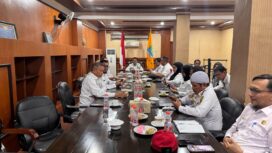 Pemerintah Kabupaten Aceh Jaya mengelar Rapat Koordinasi Kesiapan dan Penetapan Pembangunan Titik Venue yang digelar di Ruang Rapat Pimpinan Lantai III Setdakab, Rabu (23/07/2025) (Foto/Ist)