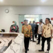Anggota Dewan Perwakilan Daerah (DPD) RI asal Aceh, Sudirman atau akrab disapa Haji Uma, melakukan kunjungan kerja ke Kabupaten Aceh Jaya dalam rangka reses dan silaturahmi dengan jajaran pemerintah daerah. Salah satu titik kunjungannya adalah Rumah Sakit Umum Daerah (RSUD) Teuku Umar, Sabtu (02/08/2025) (Foto/Ist)