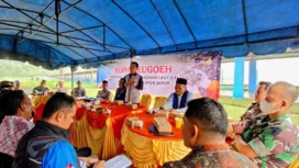Wakil Bupati Aceh Jaya, Muslem D saat menghadiri kegiatan Kupi Bengoh di Pelabuhan Calang, Kamis (7/8/2025) (Foto/Ist)