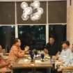 Bupati Aceh Jaya, Safwandi, didampingi Ketua DPRK Aceh Jaya, Musliadi Z, dan Plt. Sekda Aceh Jaya, Juanda, melakukan audiensi dengan Komisi IV DPR RI di Jakarta, Selasa (16/9/2025) (Foto/Ist)