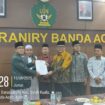 Bupati Aceh Jaya, Safwandi menghadiri secara langsung acara penyerahan Surat Keputusan (SK) pendirian Sekolah Tinggi Agama Islam (STAI) Darul Abrar yang berlangsung di Universitas Islam Negeri (UIN) Ar Raniry, Banda Aceh, Jumat (15/8/2025) (Foto/Ist)