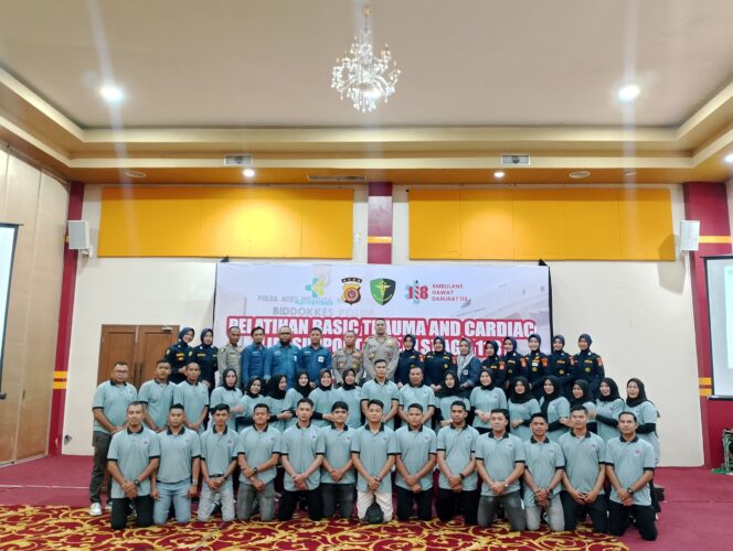 
 Biddokkes Polda Aceh Selenggarakan Pelatihan BTCLS dan Food Safety