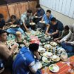 Momen kebersamaan Pengurus DPD KNPI Aceh Jaya berbuka puasa di Caffee Teluk Senja, Kamis (19/3/2026) (Foto/Ist) 