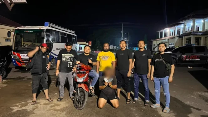 
 Polisi Tangkap Pelaku Curas di Langsa, iPhone Disembunyikan di Tumpukan Botol dan Kotak Telur