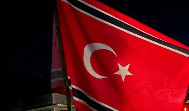 
 Pengibaran Bendera Bulan Bintang di HDA ke-21 Tahun Picu Kericuhan, Kenapa?