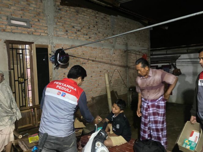
 Pertamina Salurkan Bantuan Masyarakat Terdampak Bencana Banjir di Sumbar