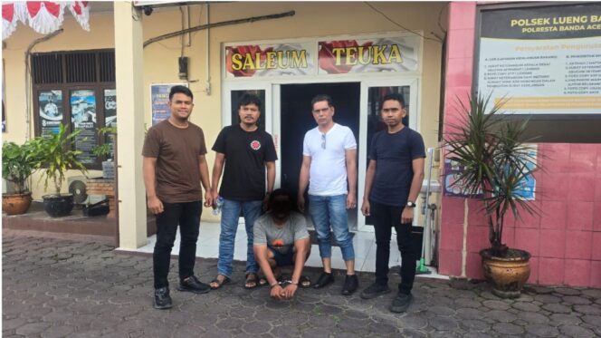 
 Viral di Medsos, Polsek Lueng Bata Tangkap Pencuri Beras di Aceh Selatan