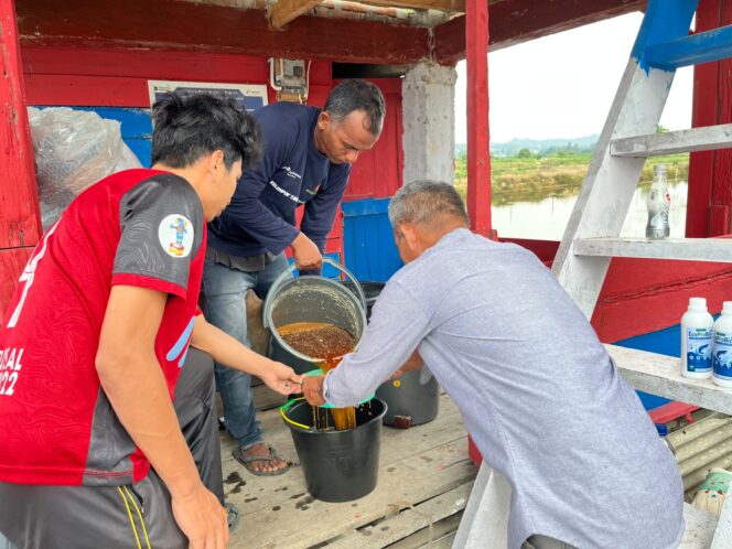 
 Pionir Probiotik MOL di Lhokseumawe, Perkuat Adaptasi Perubahan Iklim Petambak Udang melalui Gampong Berdikari