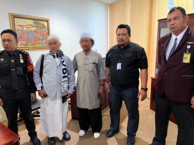 
 Masuk DPO Korupsi, Usman Tertangkap Saat Hendak Umroh
