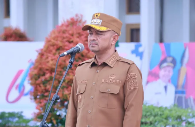 
 Bupati Aceh Jaya, Safwandi.