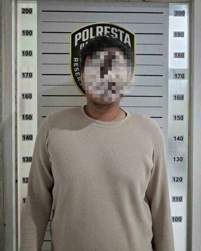 
 Pria Ini Ditangkap Polisi usai Gadaikan Mobil Rental