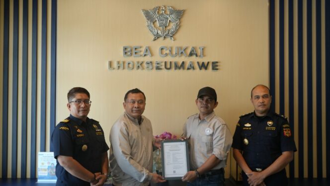 
 CV Rencong Makmur Sejahtera Dapat Izin Produksi Rokok dari Bea Cukai